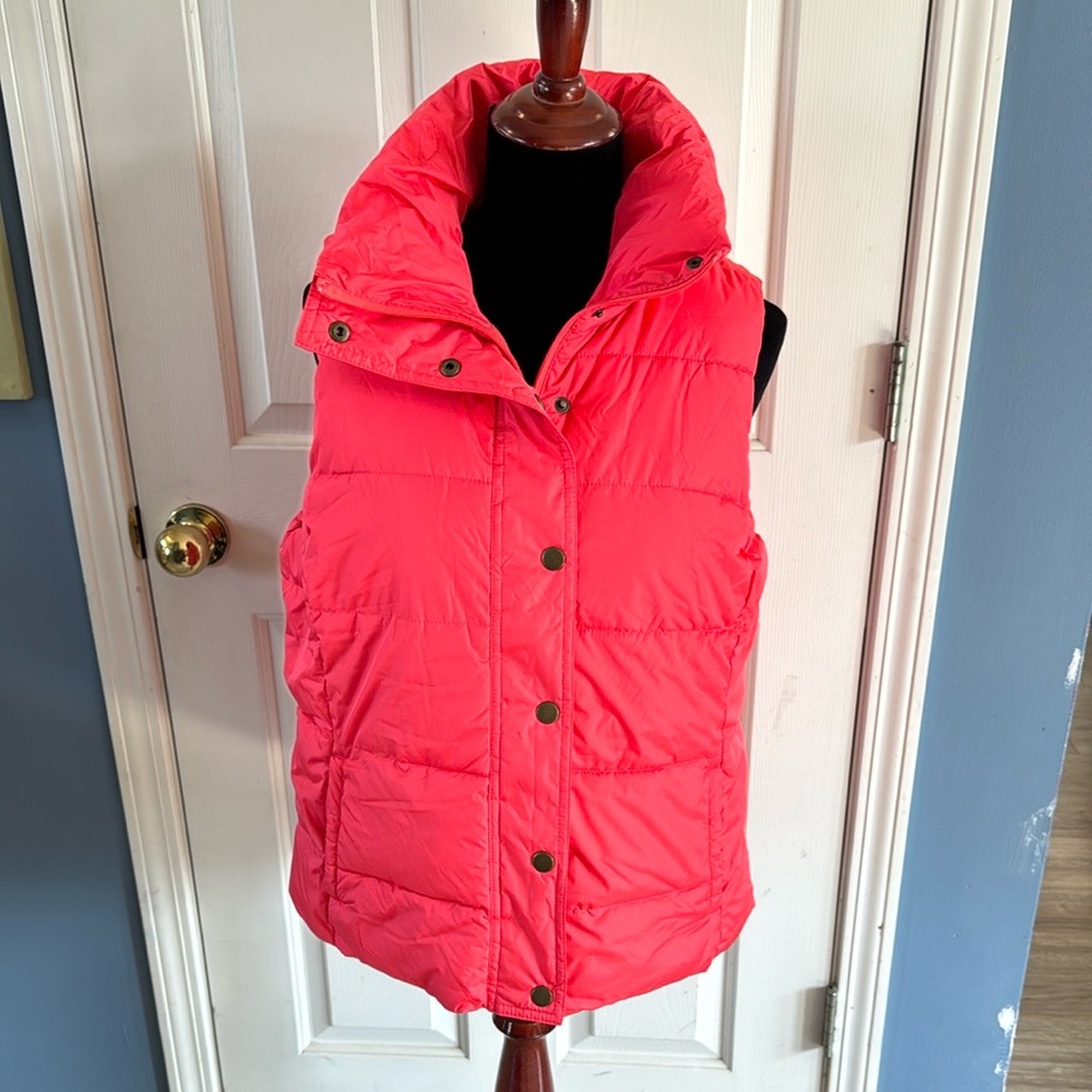 Old Navy Pink Quilted Puffer Vest
